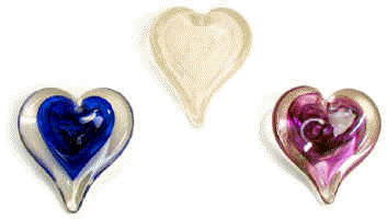 glass hearts.jpg (35360 bytes)